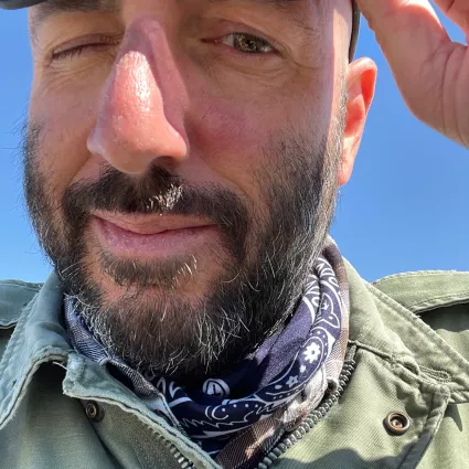 Bee + 90mph + Face. Equals STING. Somewhere in South Dakota